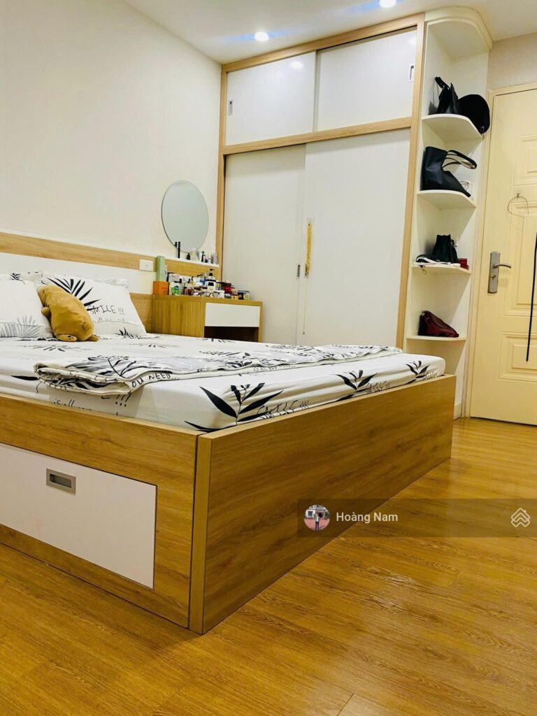 Bán Central Field: 2PN, 68 m², 5,7 tỷ, mã CF.1108