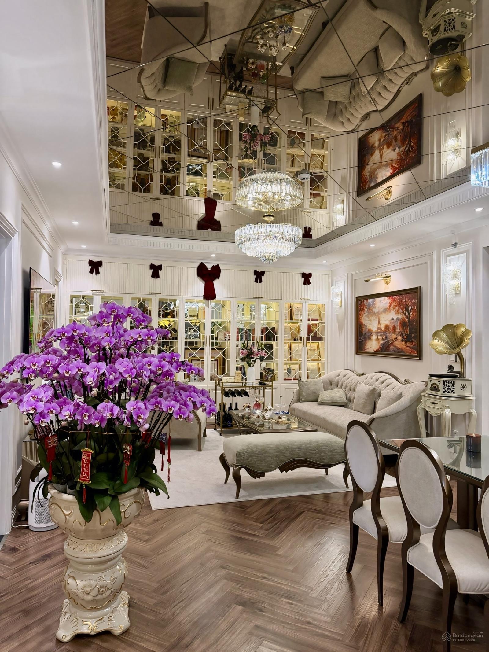 Bán King Palace: 3PN, 125 m², 11,028 tỷ, mã KP.17