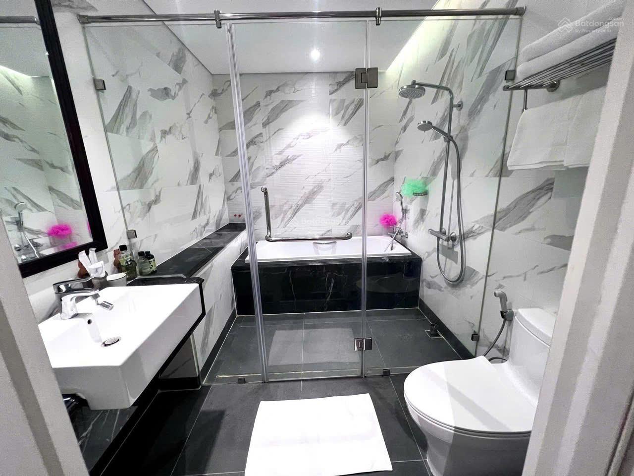 Bán King Palace: 3PN, 106 m², 9,021 tỷ, mã KP.15