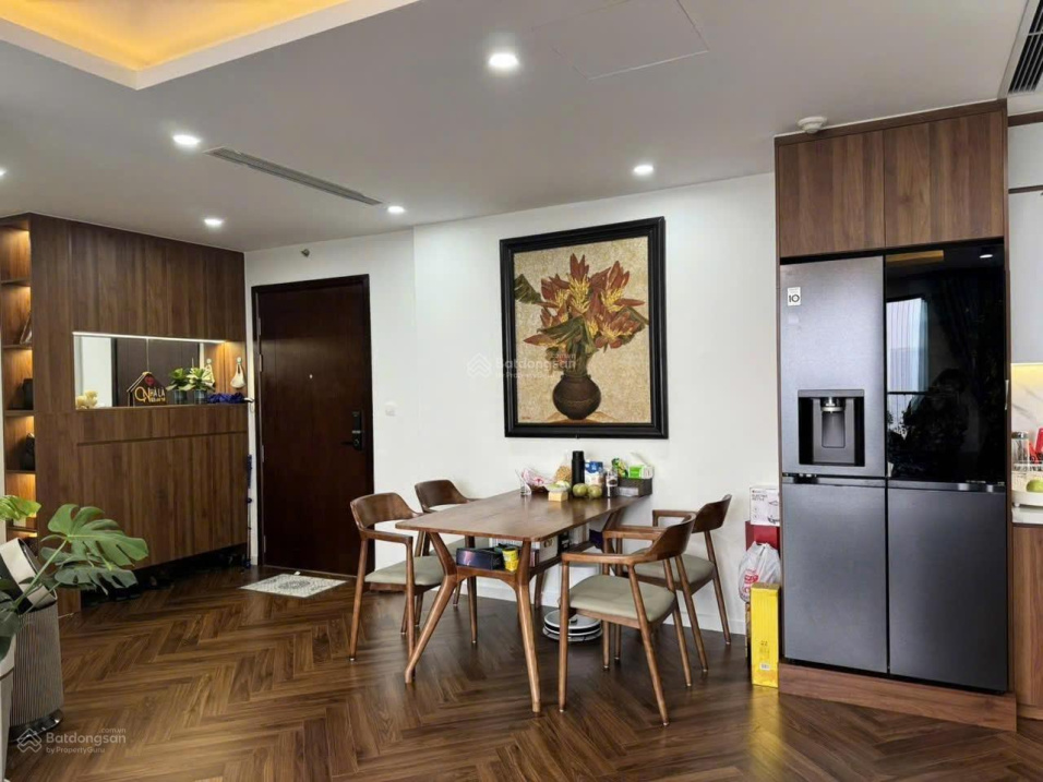 Bán Vinhomes D’Capitale 2 phòng ngủ, 52,66 m², mã C2.19, giá 6,5 tỷ