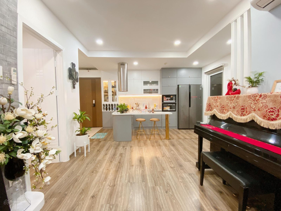 Bán Vinhomes West Point 2 phòng ngủ, 63,2 m², mã W1.06, giá 6,624 tỷ